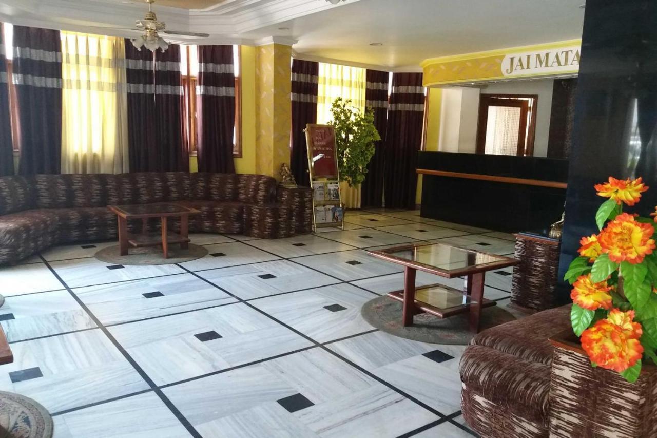 Hotel Bhawani International Катра Екстер'єр фото